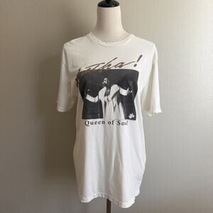 People Of Leisure Aretha Queen Of Soul Graphic T-Shirt Womens S Cream Distressed